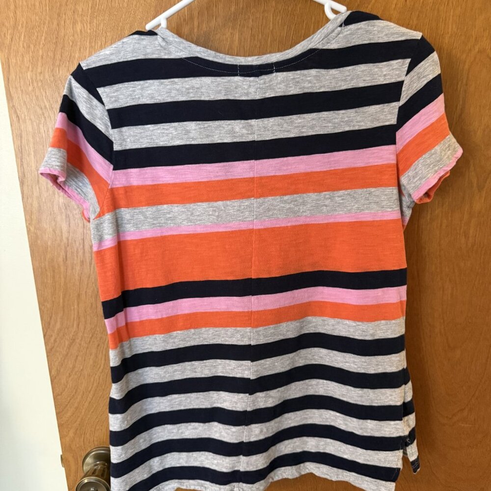 Women's GAP short sleeved striped V-neck top Size Medium EUC Gray, Navy, Orange - Picture 2 of 8